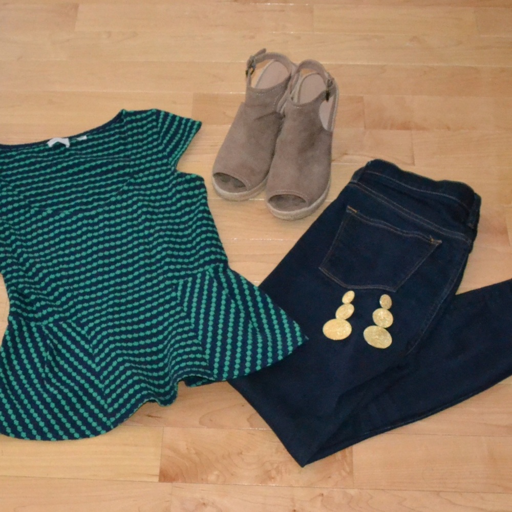 Anthropologie green and navy peplum top, size XS